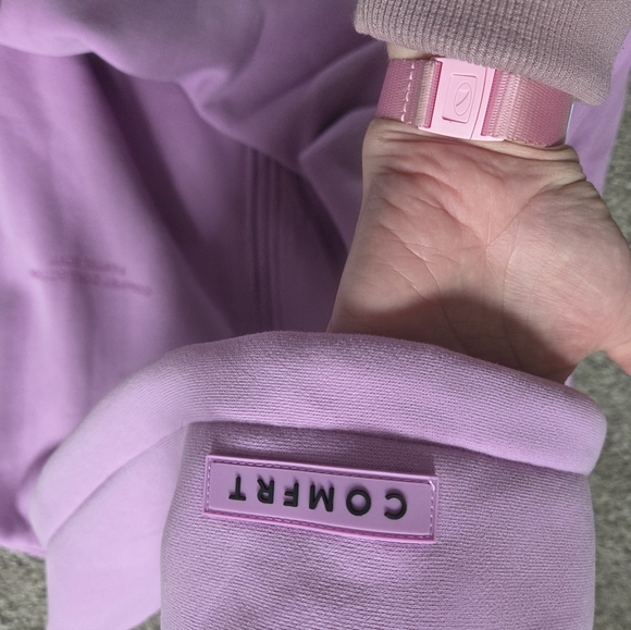 COMFRT ZIP UP - Picture 4 of 4